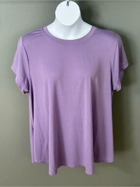LulaRoe - 2X Lavender Erika Tee